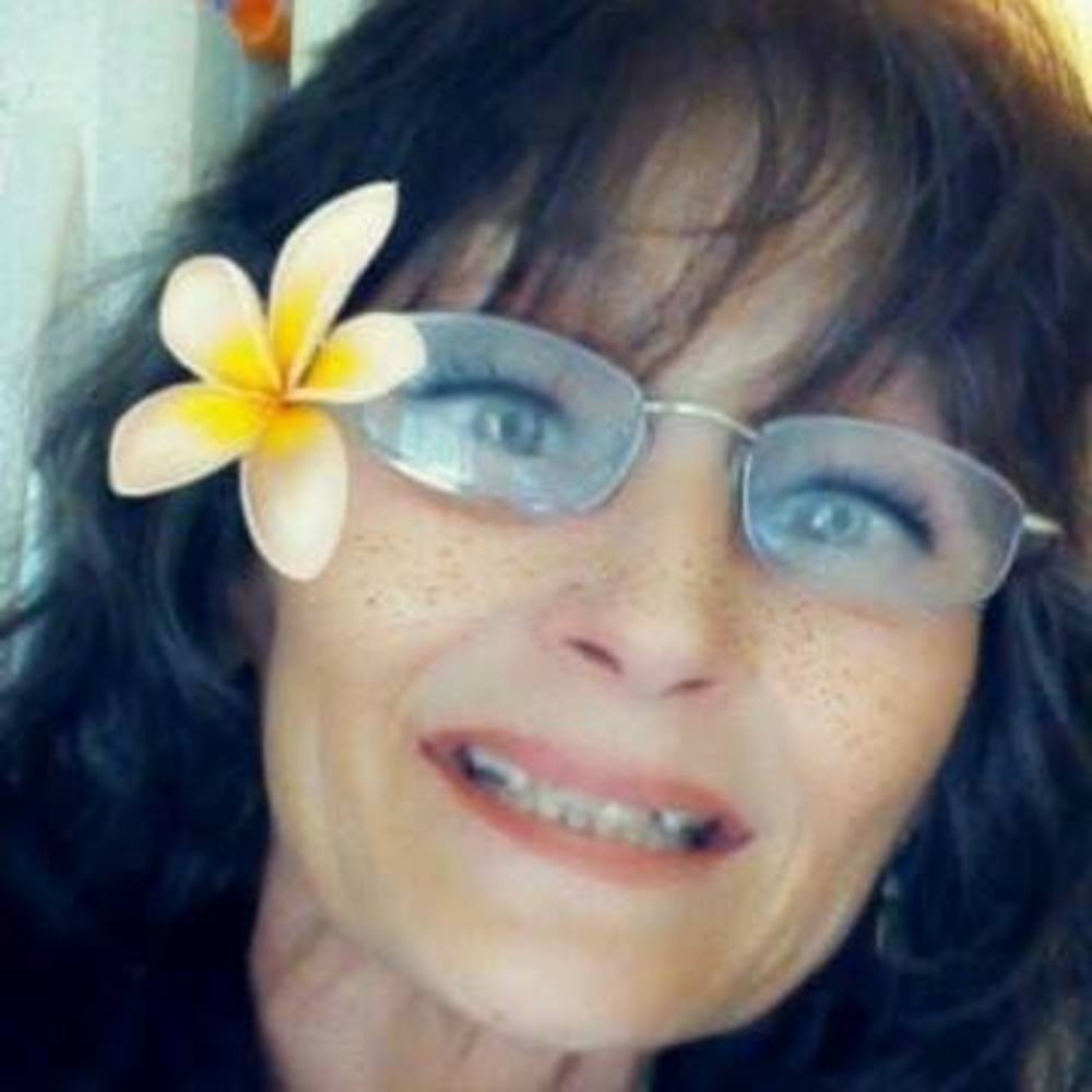 Meet your Posher, Theressa